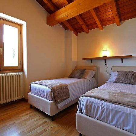 Villa La Punta Беладжо Екстериор снимка